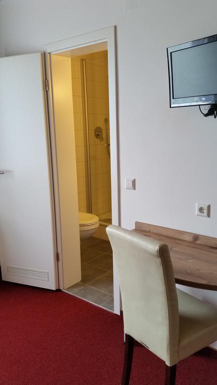 Hotel Alte Krone Tuebingen Room photo