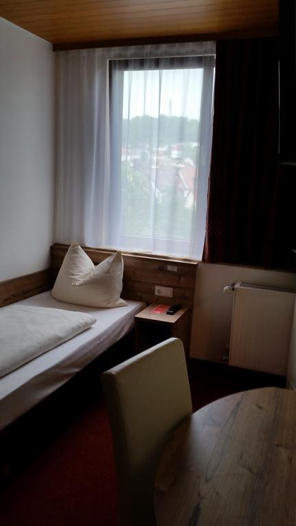 Hotel Alte Krone Tuebingen Room photo