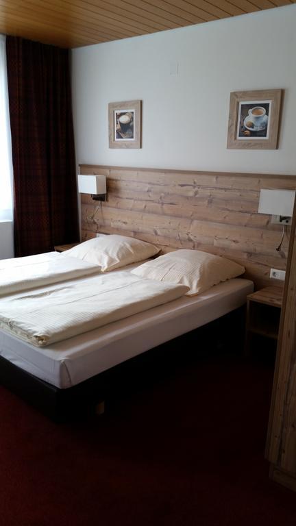 Hotel Alte Krone Tuebingen Room photo